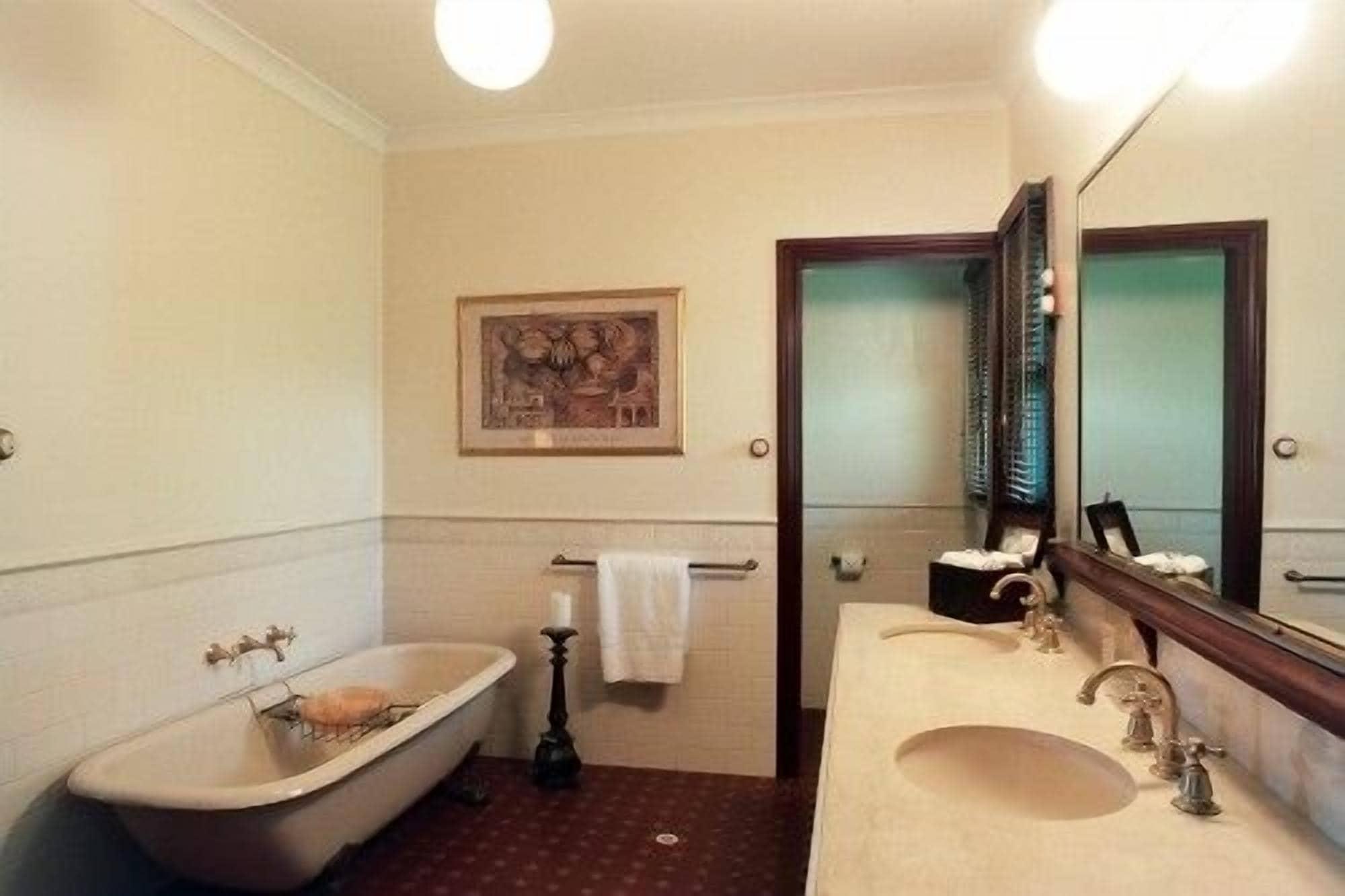 Pinctada Mcalpine House Hotel Broome Buitenkant foto